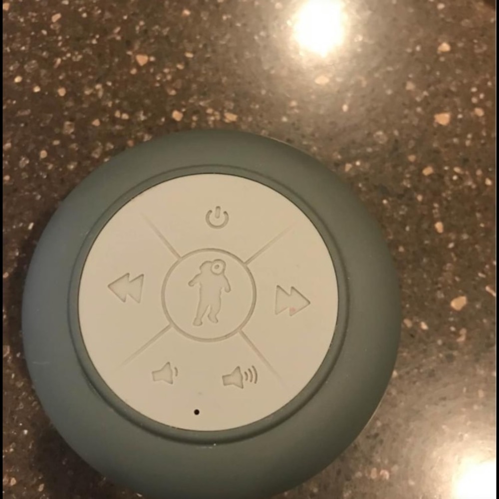 Bluetooth Splash Tunes Shower Speaker